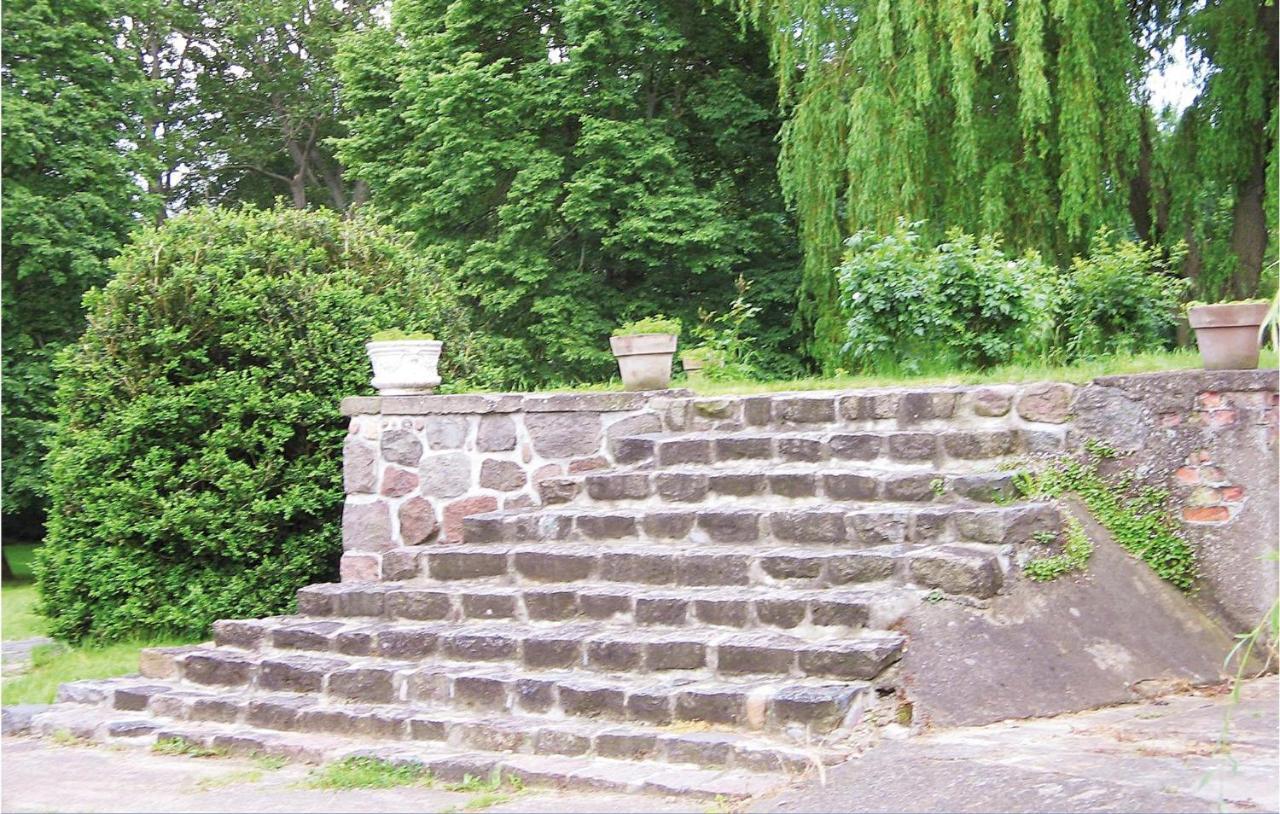 Herrenhaus Luebbenow Uckerland Exterior foto